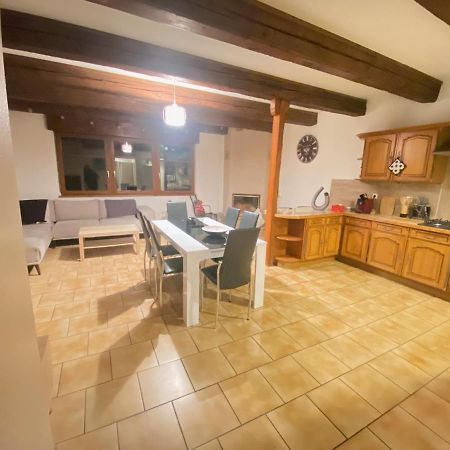 Appartement « Chez Falco » Vue Sur Le Chateau Ширмек Экстерьер фото