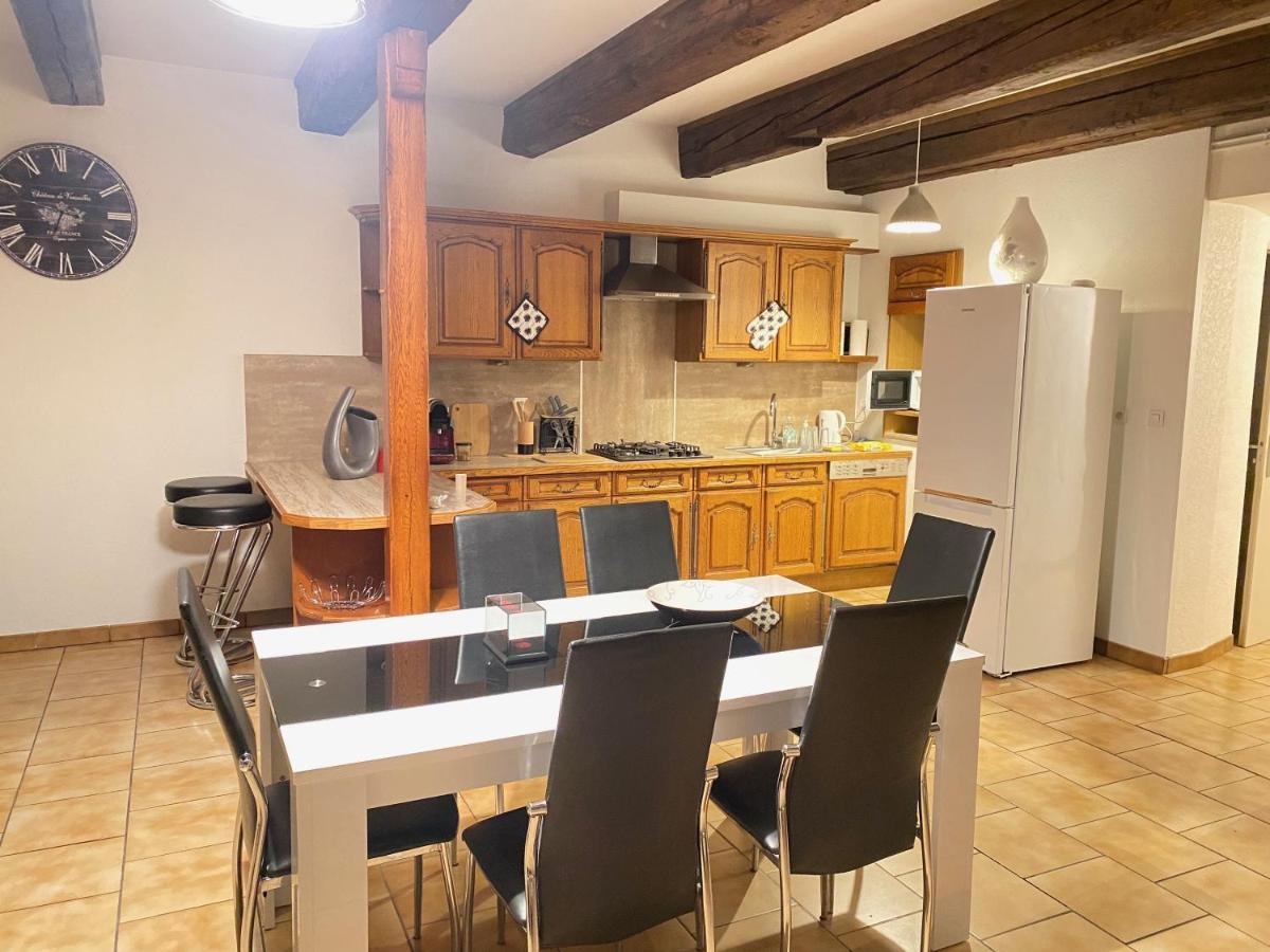 Appartement « Chez Falco » Vue Sur Le Chateau Ширмек Экстерьер фото